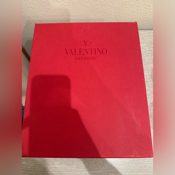 Valentino Rockstud Pointed Pump - Poudre/Nude - Size 38 (7.5/8) Great Condition - Picture 15 of 15